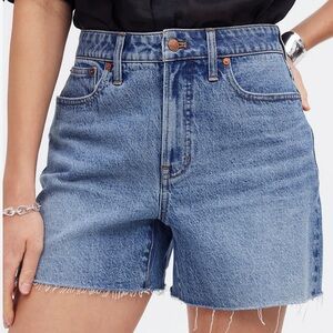 Madewell Curvy High Rise Denim Shorts Distressed Cut off style Size 31